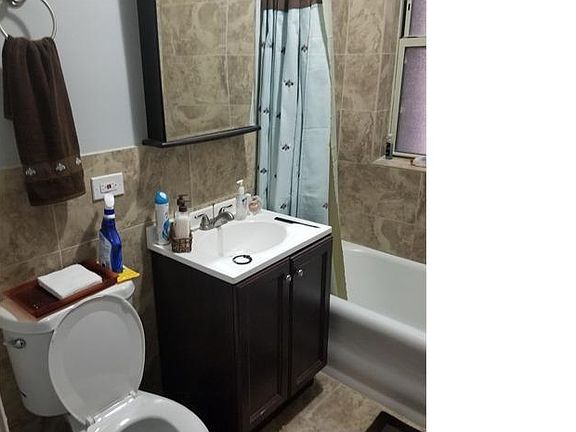 4th image of 7156 S Cornell Ave APT 1