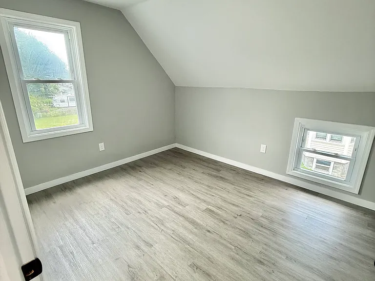 9 Rock St #2 — Photo 15