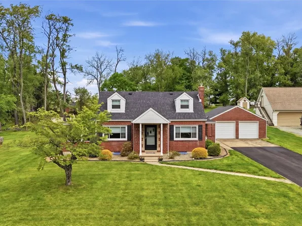 832 Rebecca St, North Huntingdon, PA 15642