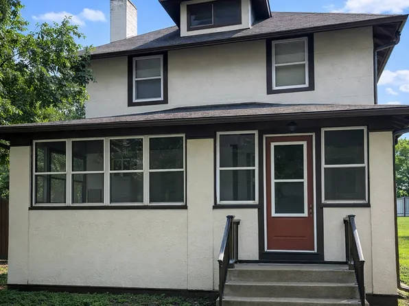 1516 Brook Ave SE, Minneapolis, MN 55414