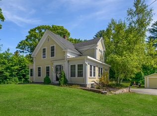 222 N Main St, Whitinsville, MA 01588