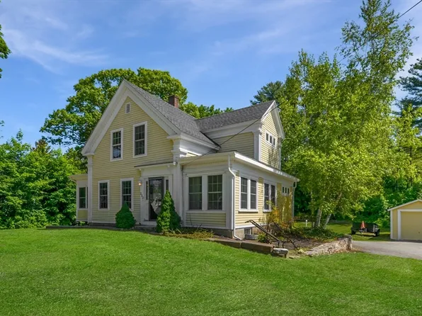 222 N Main St, Whitinsville, MA 01588