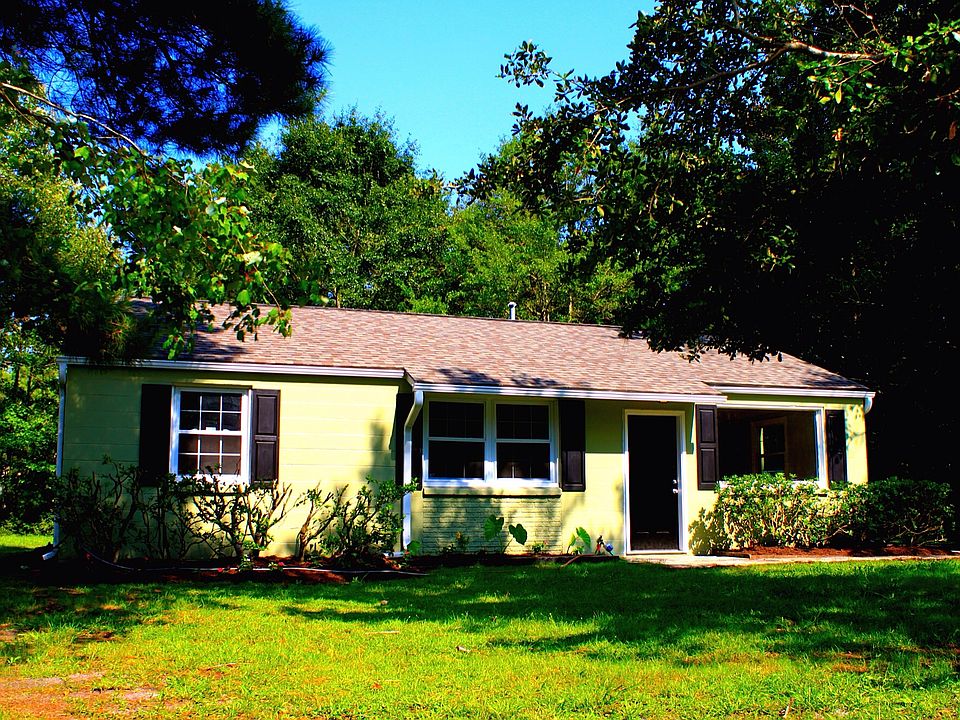 1st image of 1525 Castlewick Ave