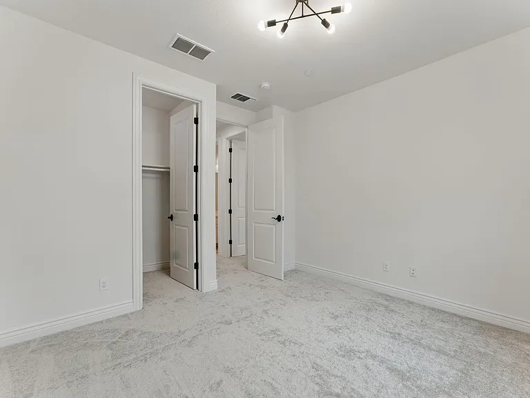 2319 Carbondale Way — Photo 20