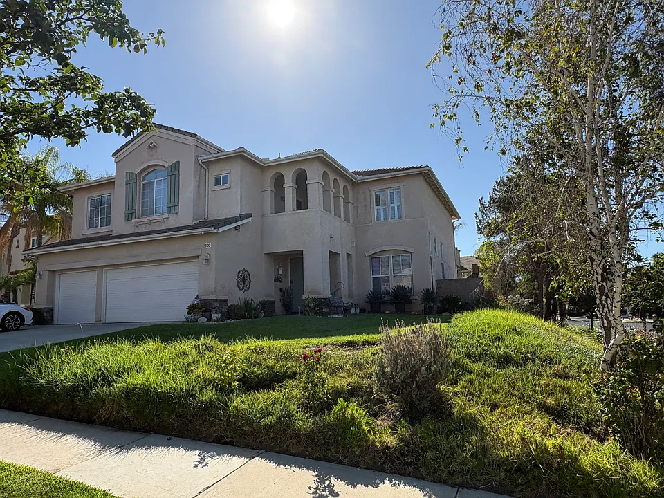 3120 Forest Oaks Dr