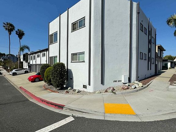 2nd image of 1401 Manhattan Beach Blvd APT C