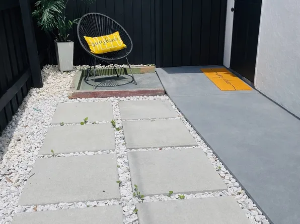 (undisclosed Address), Hollywood, FL 33024