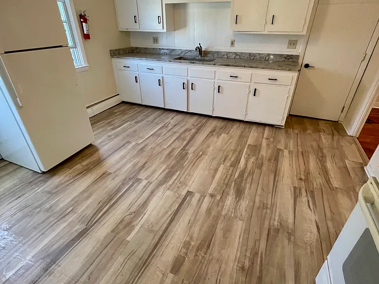310 Washington St #4 — Photo 1