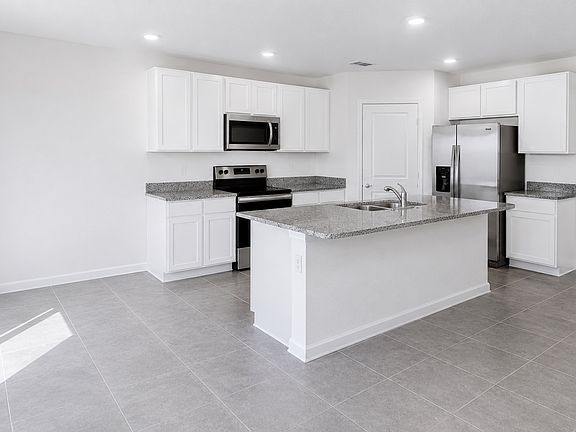 2nd image of 35515 Mahwah Ave