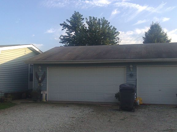 2nd image of 423 W Birdsall St