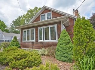 34 Bridge St, Fairhaven, MA 02719