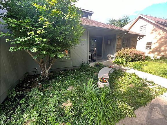 2nd image of 9780 W 101st Ter