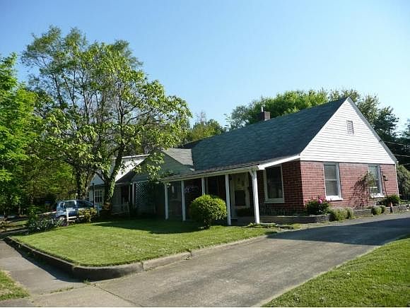 1st image of 409 Cherokee Village Dr