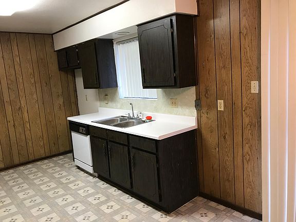 5th image of 1202 Peach Spring Dr