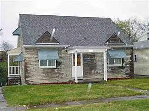 3930 Hanlin Way photo 1