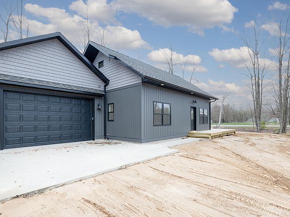 2nd image of 6854 E Clubhouse Dr