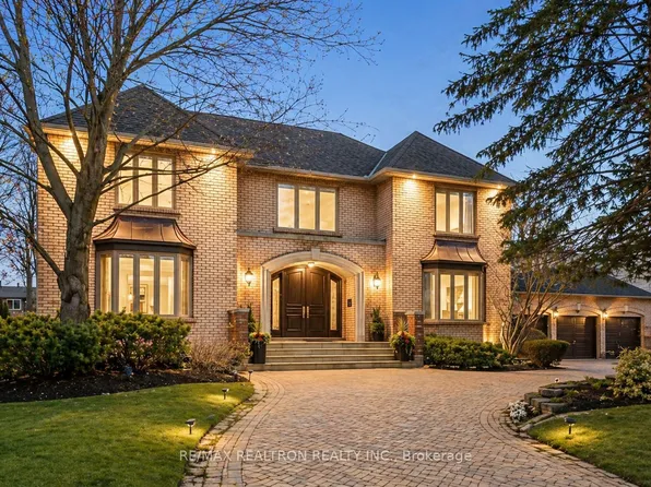 75 Arnold Ave, Vaughan, ON L4J 1B4