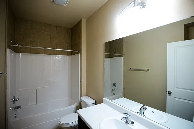 4306 Ivory Ln — Photo 10