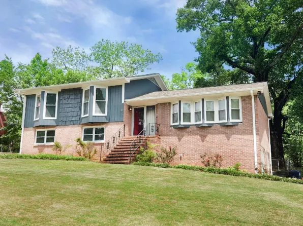 574 Turtle Creek Dr, Birmingham, AL 35226