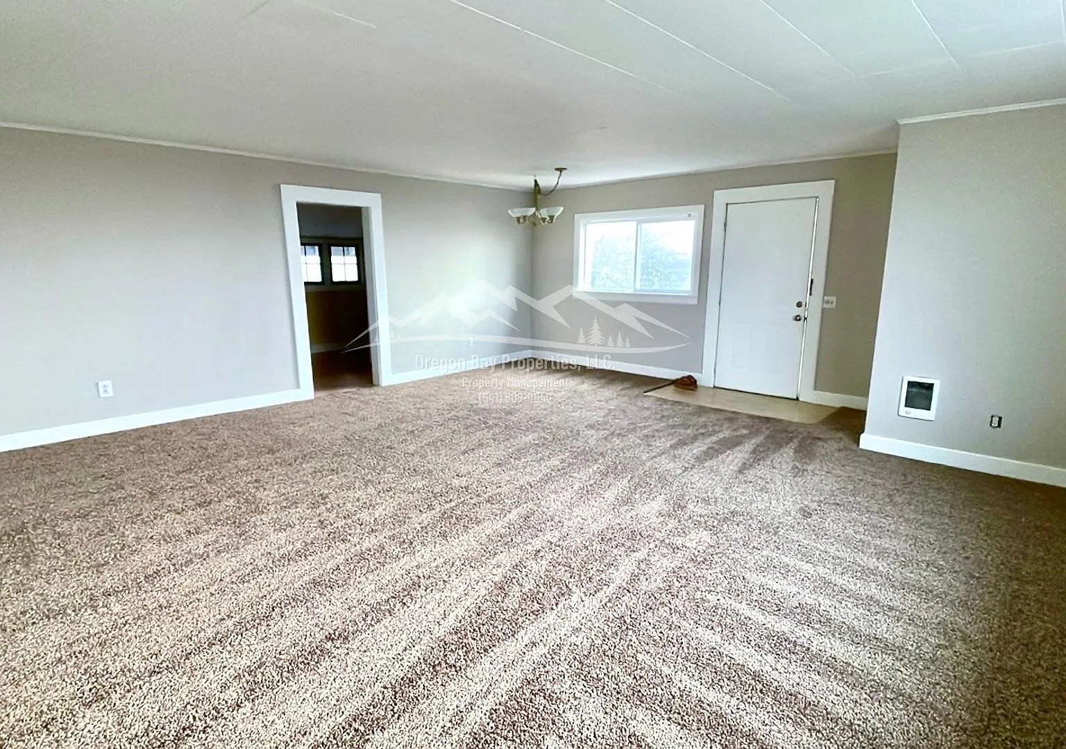 N. Dean St Apts. — Photo 3