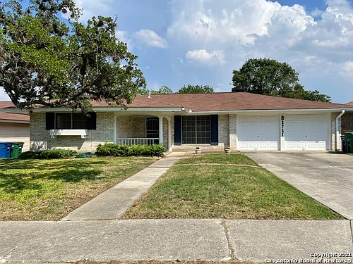 3710 Pinebluff Dr Photo 1