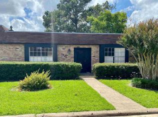 5846 Meadow Way, Beaumont, TX 77707