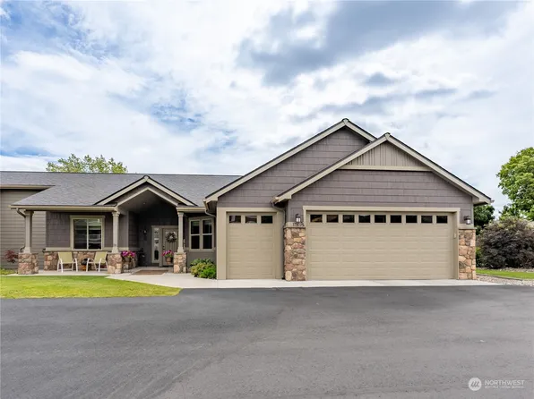 1710 Central Avenue #A, Wenatchee, WA 98801