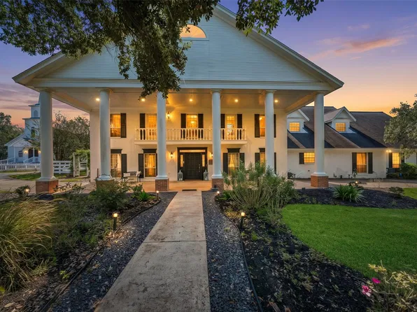 25276 Nichols Sawmill Rd, Magnolia, TX 77355