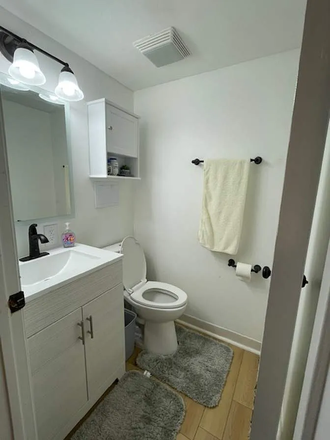 2 bed, 1.5 bath, 1000 sqft, $1,725 — Photo 4