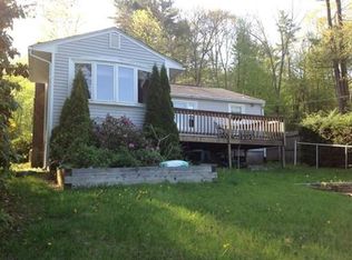 4 Ames Trl, Holland, MA 01521