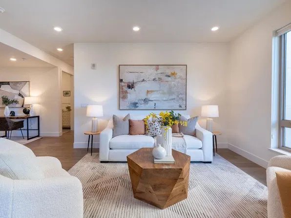 1088 Foster Square Ln Unit 208, Foster City, CA 94404