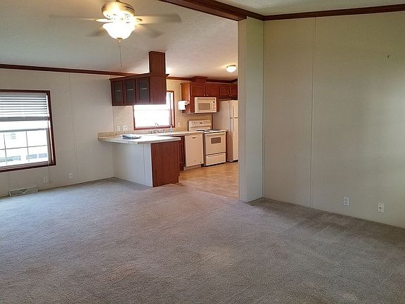 5th image of 489 W Main St Lot 14
