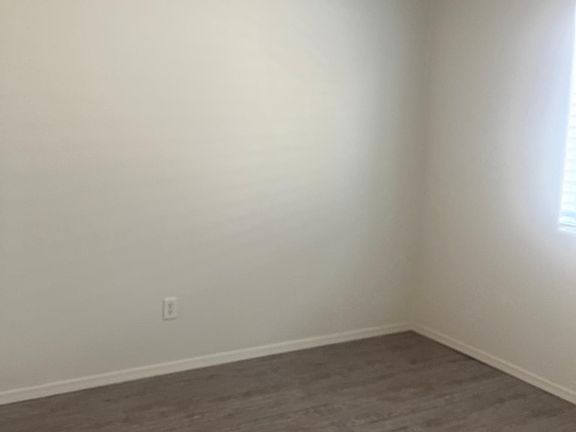 4th image of 997 N Pepp Dr