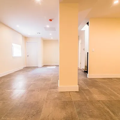 Rented by Nooklyn NYC LLC | media 37