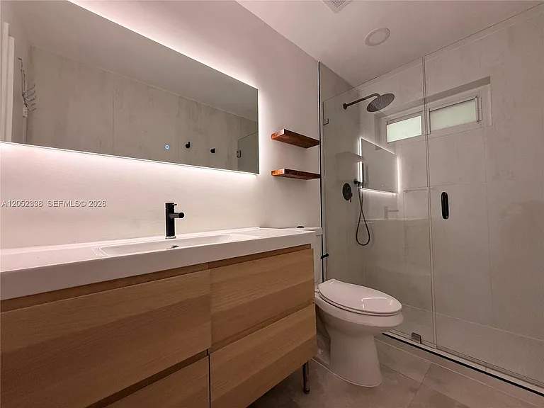 1631 NE 114th St #307 — Photo 18