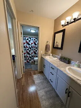 2 bed, 2.0 bath, $1,295 — Photo 3