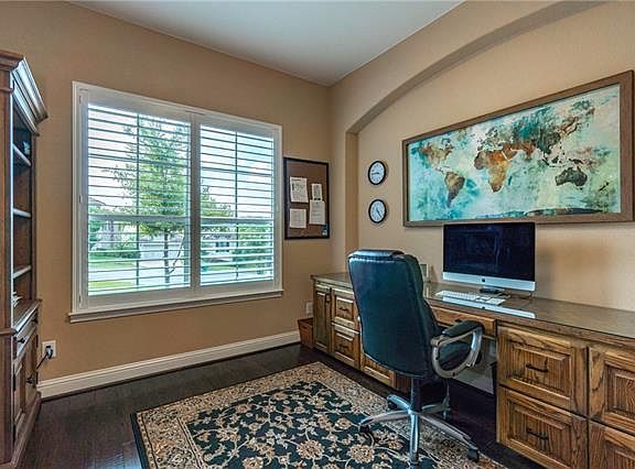 5th image of 406 Rocky Coast Dr