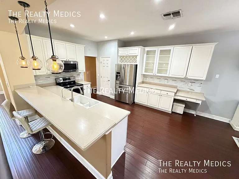1565 The Oaks Blvd — Photo 15
