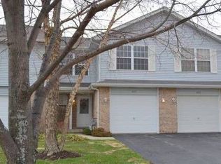 657 N Katherine Ln, Addison, IL 60101