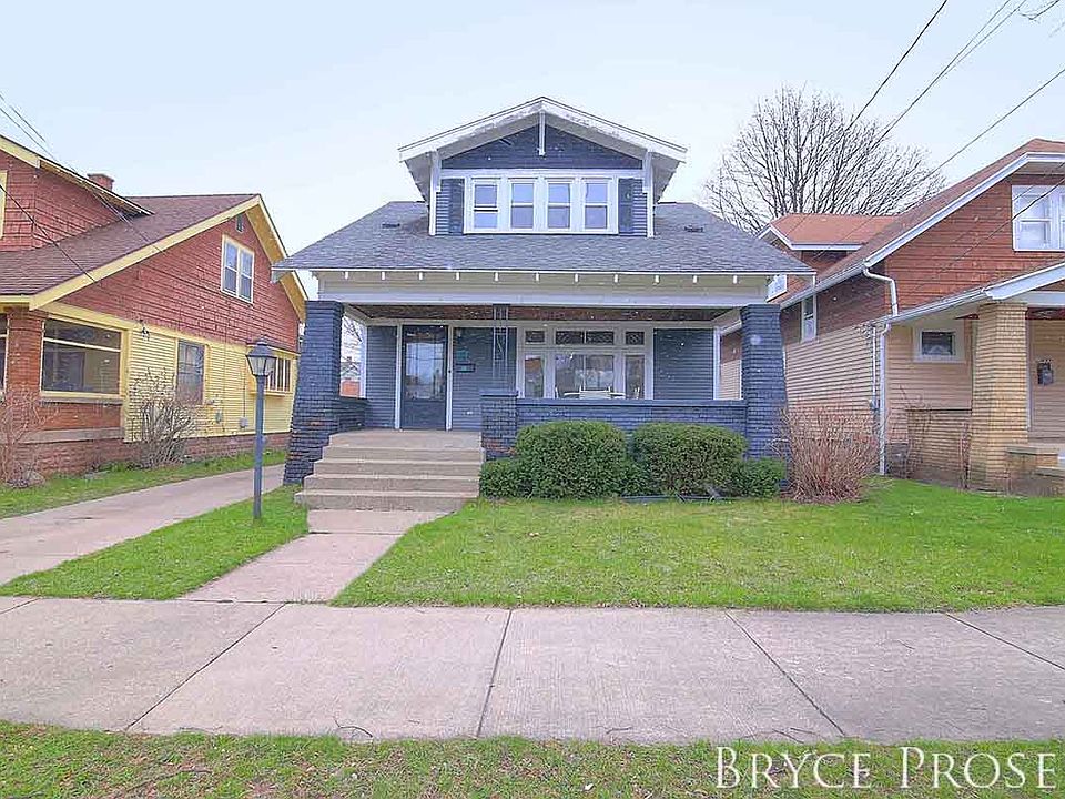 1st image of 1424 Tamarack Ave NW
