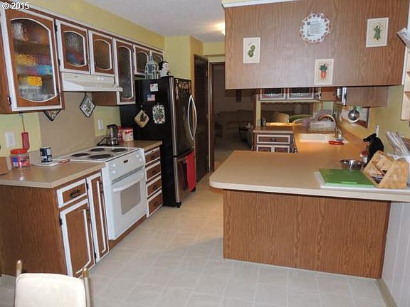 2nd image of 4100 SE Hager Ln