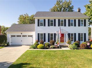 928 Lancaster Dr, Medina, OH 44256
