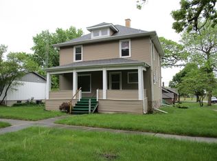 1006 N Hart St, Harvard, IL 60033