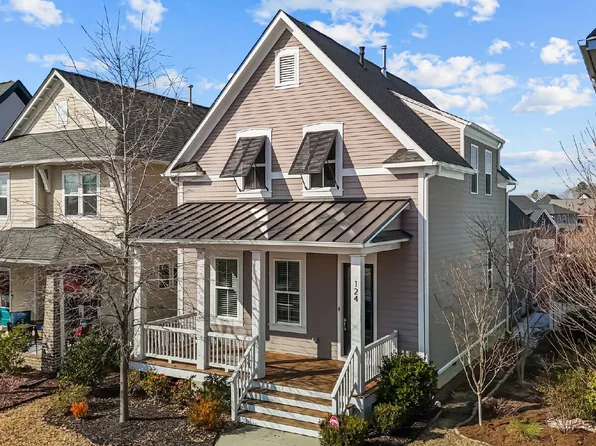 124 Rock Ledge Dr, Chapel Hill, NC 27516