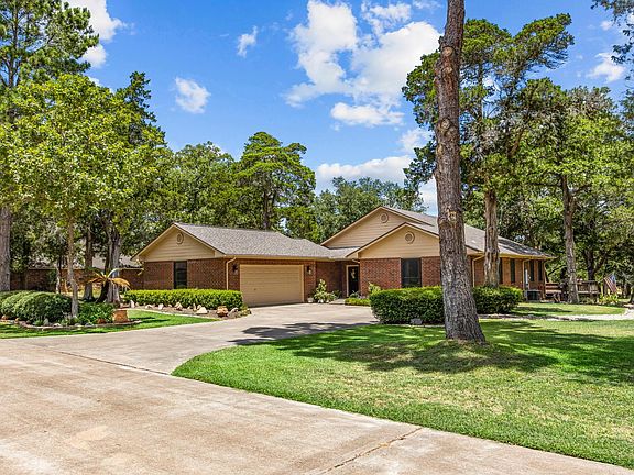 5th image of 206 Pinehurst Dr