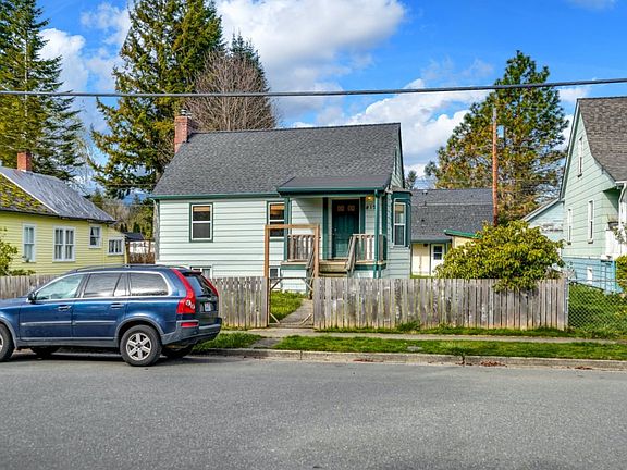 4th image of 8125 Silva Ave E