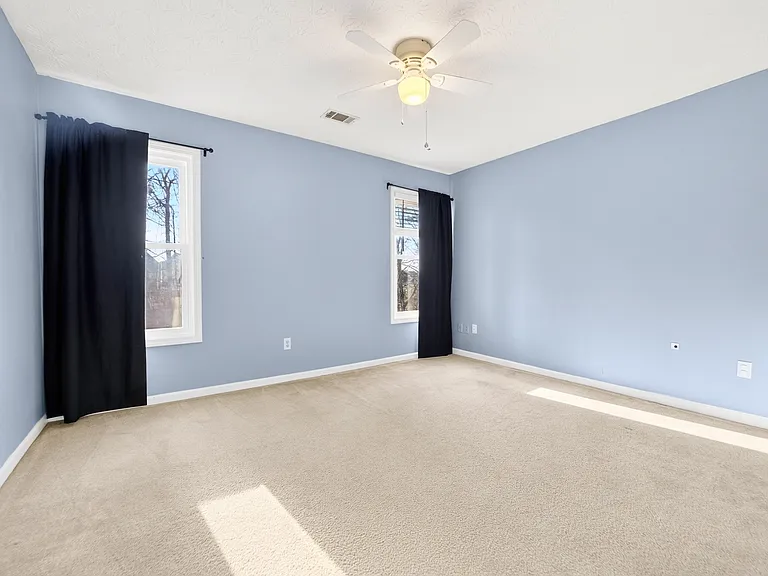 969 Bexhill Dr — Photo 30