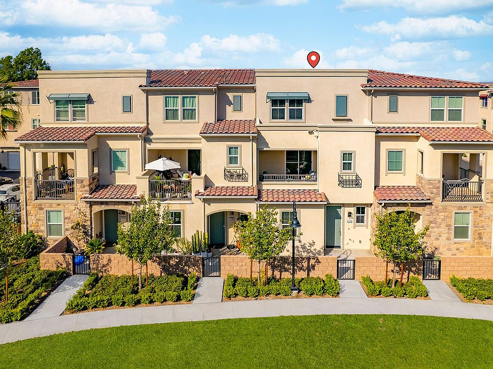 1st image of 1533 St Simon Cir #B