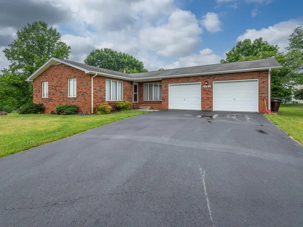 2585 Summer Hills Dr, Blountville, TN 37617