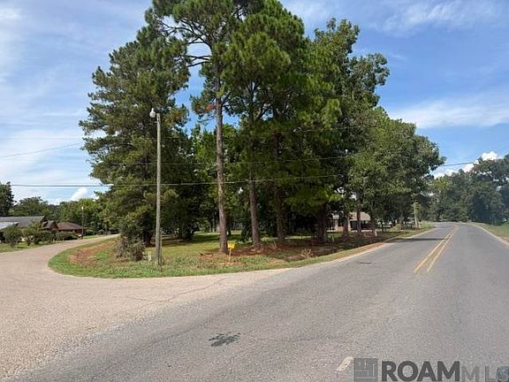 2nd image of 8373 Ferry Rd